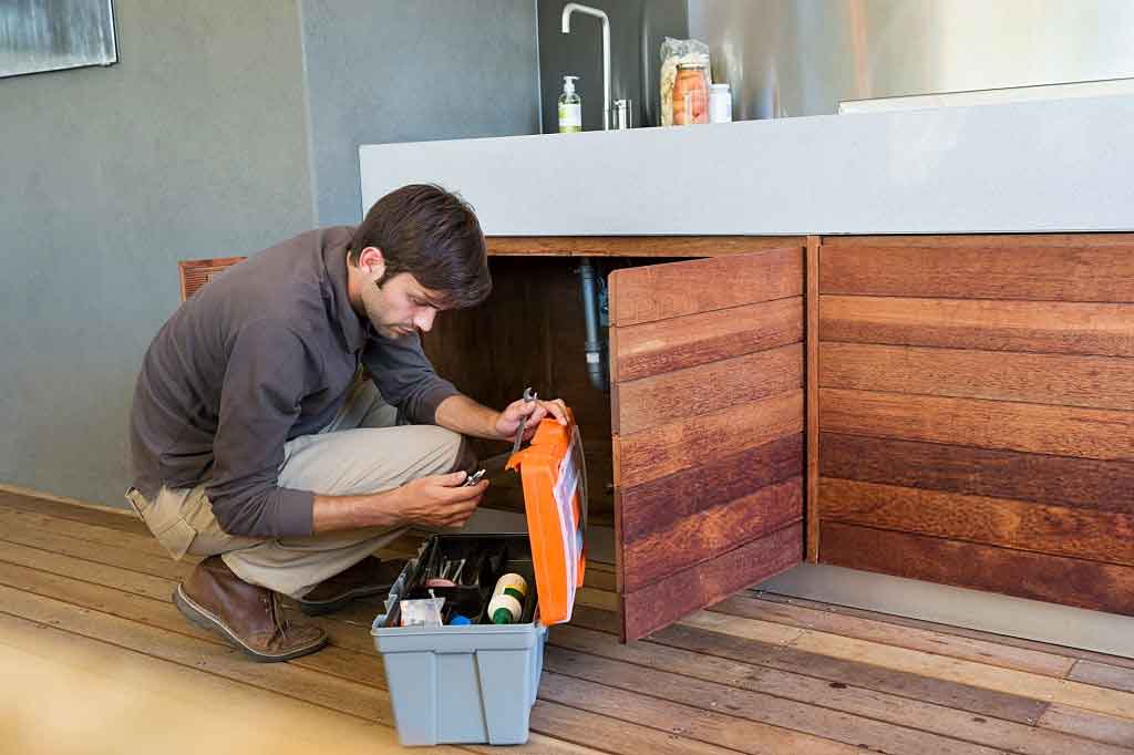 Sinks And Faucets